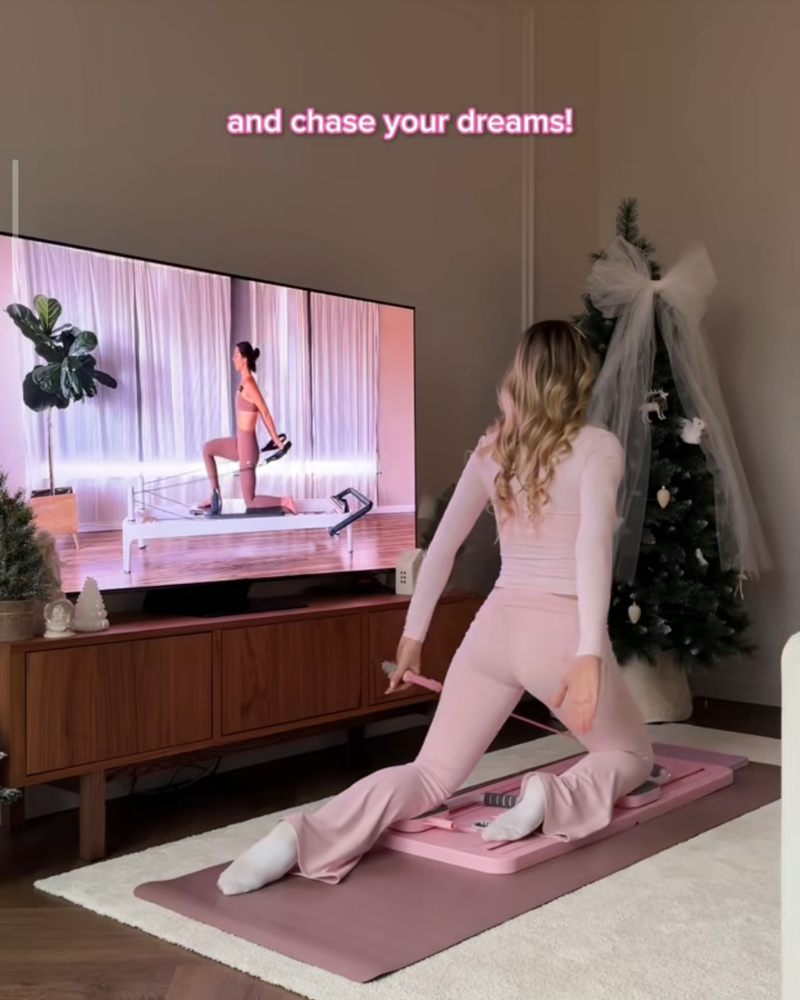 Review by Adrien Lefèvre