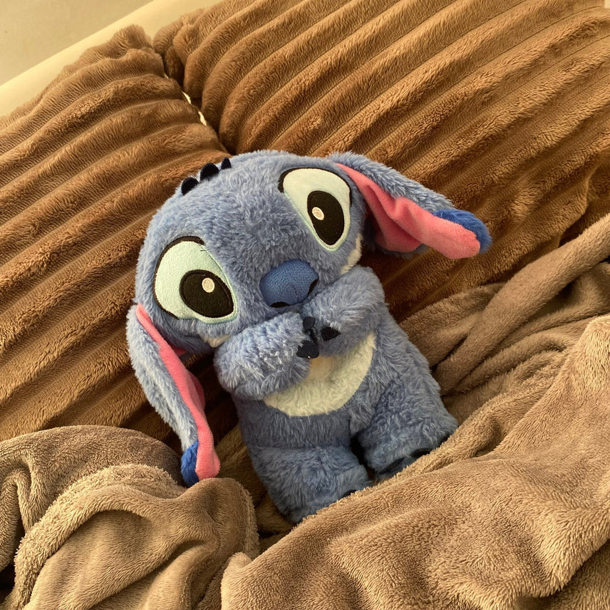 Review by Elisa Vandenberg